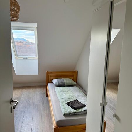 R77 Apartment Downtown - Penthouse Budapest Exterior photo